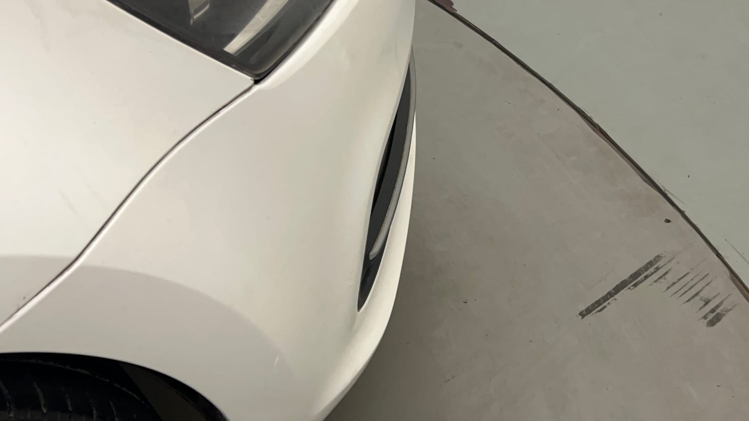 Used 2016 Volkswagen Polo Highline1.2L (P) Petrol Manual dents MINOR SCRATCH