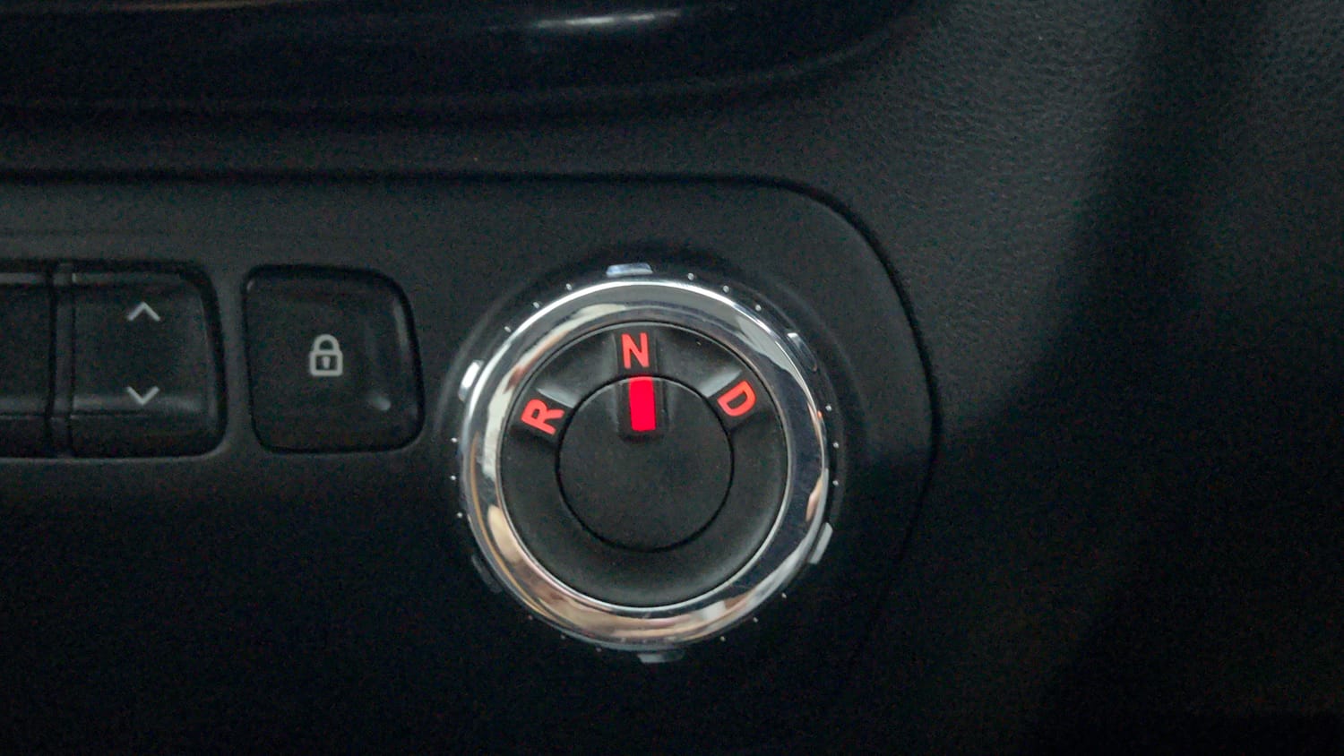 Used 2017 Renault Kwid CLIMBER 1.0 AMT Petrol Automatic interior GEAR  KNOB VIEW