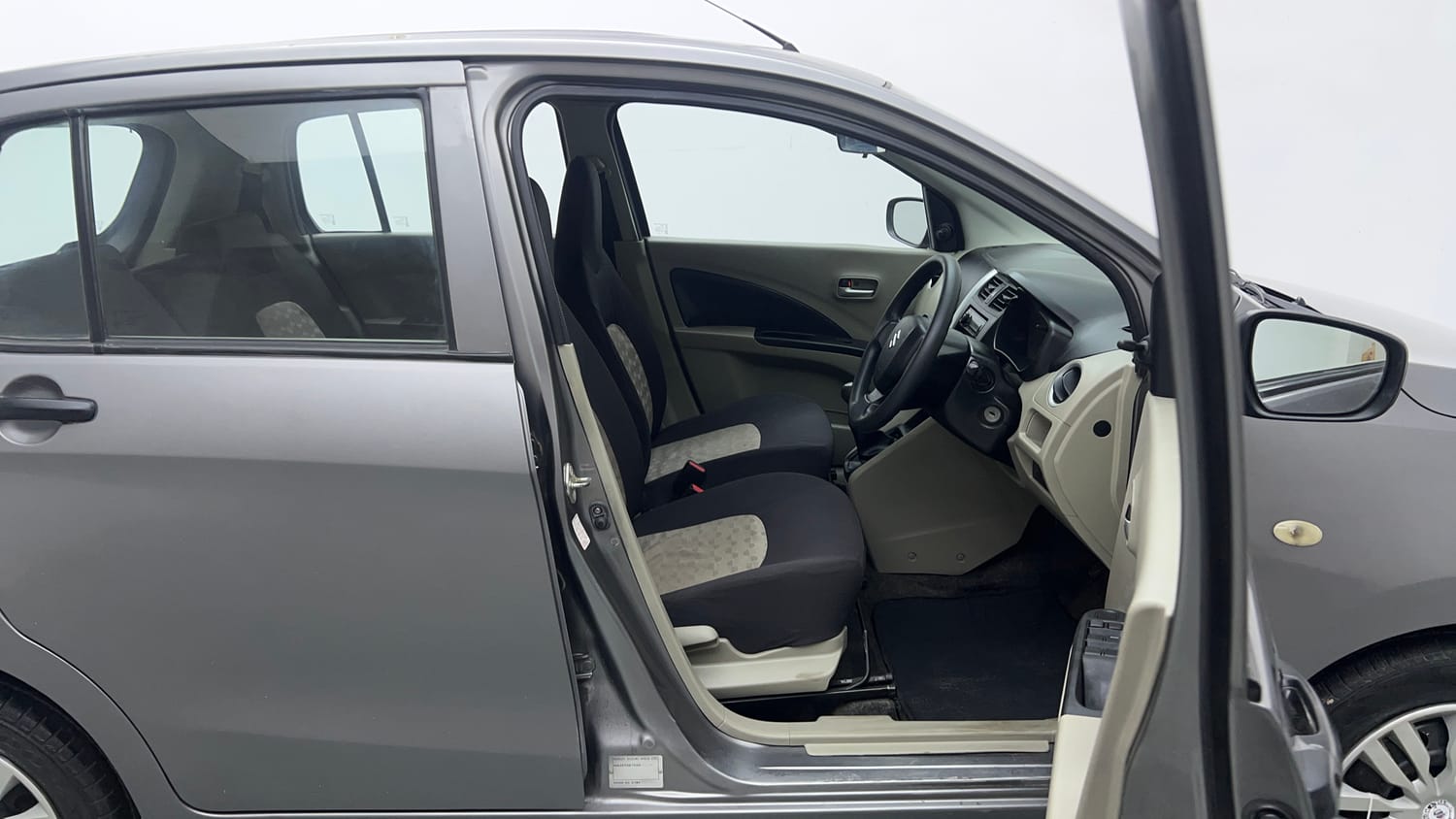 Used 2015 Maruti Suzuki Celerio VXi Petrol Manual interior RIGHT SIDE FRONT DOOR CABIN VIEW