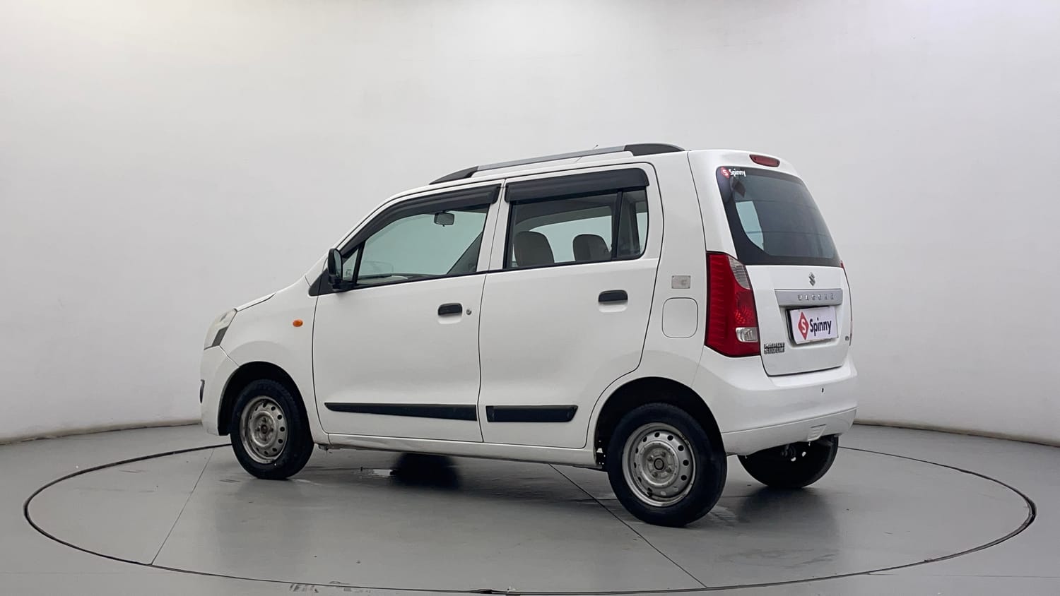 Used 2017 Maruti Suzuki Wagon R LXI CNG Cng Manual exterior LEFT REAR CORNER VIEW