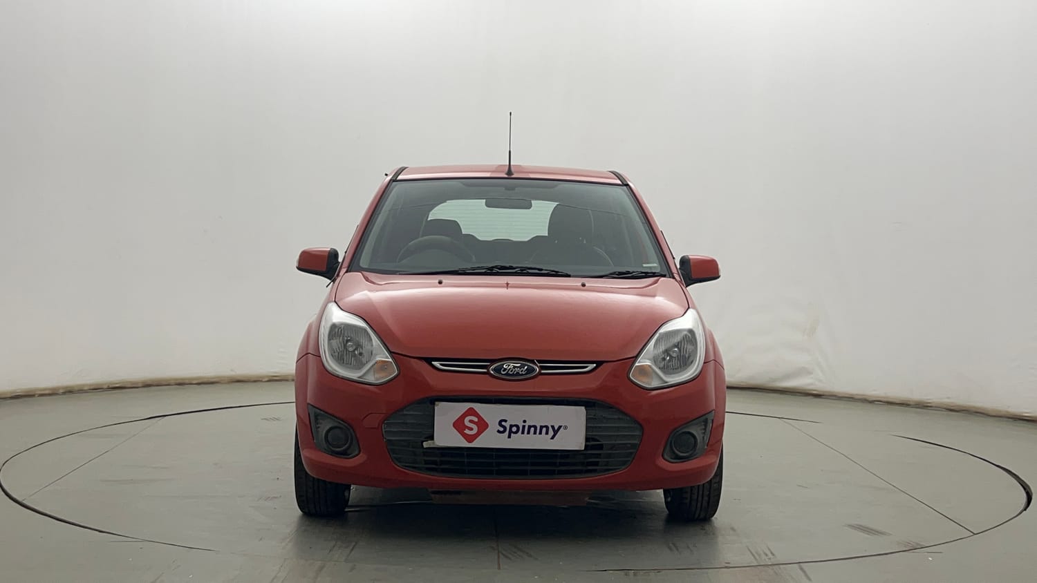 Used 2015 Ford Figo Duratec Petrol ZXI 1.2 Petrol Manual exterior FRONT VIEW