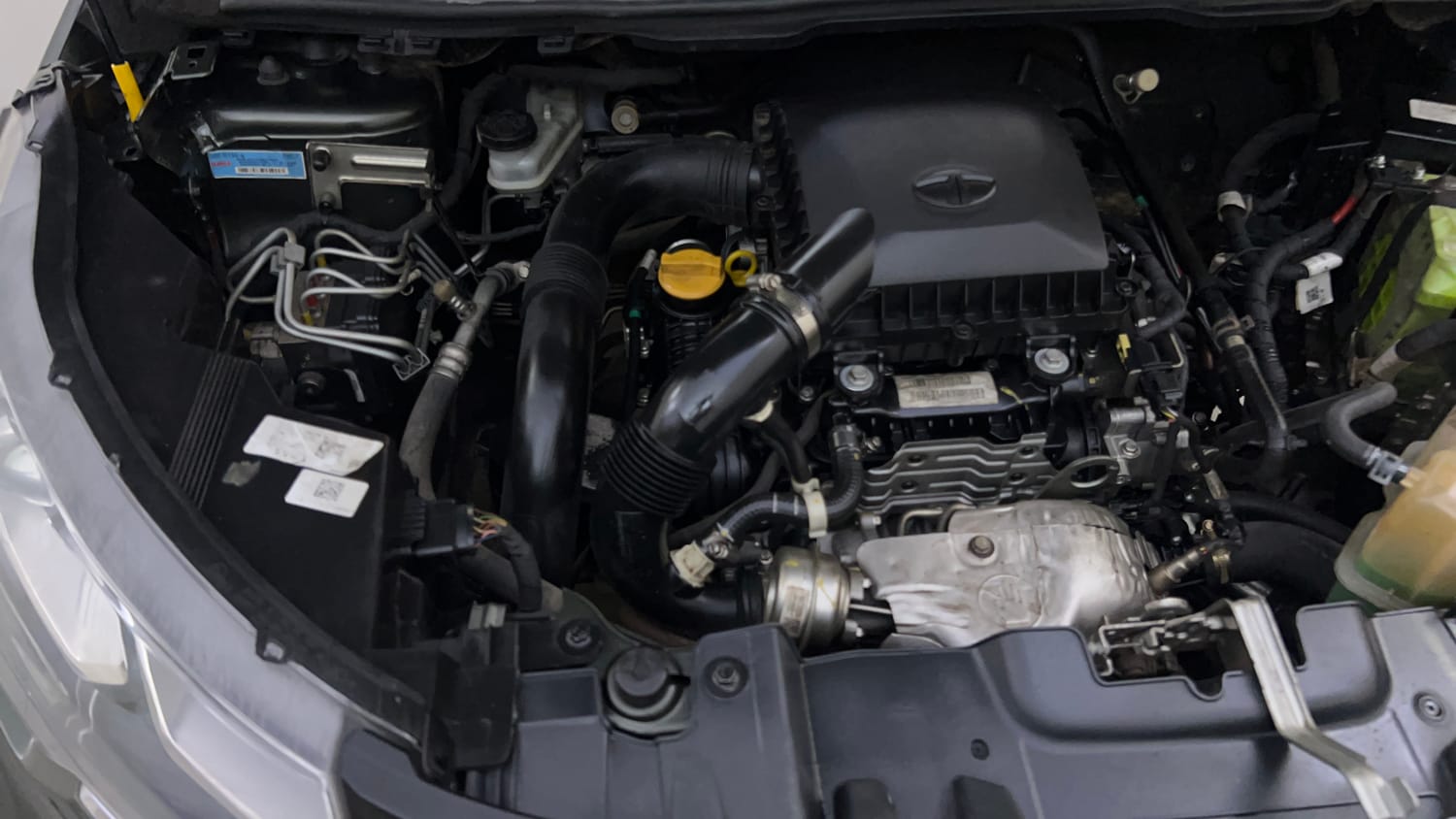 Used 2020 Tata Nexon XZ Plus (O) Dual Tone Petrol Manual engine ENGINE RIGHT SIDE VIEW