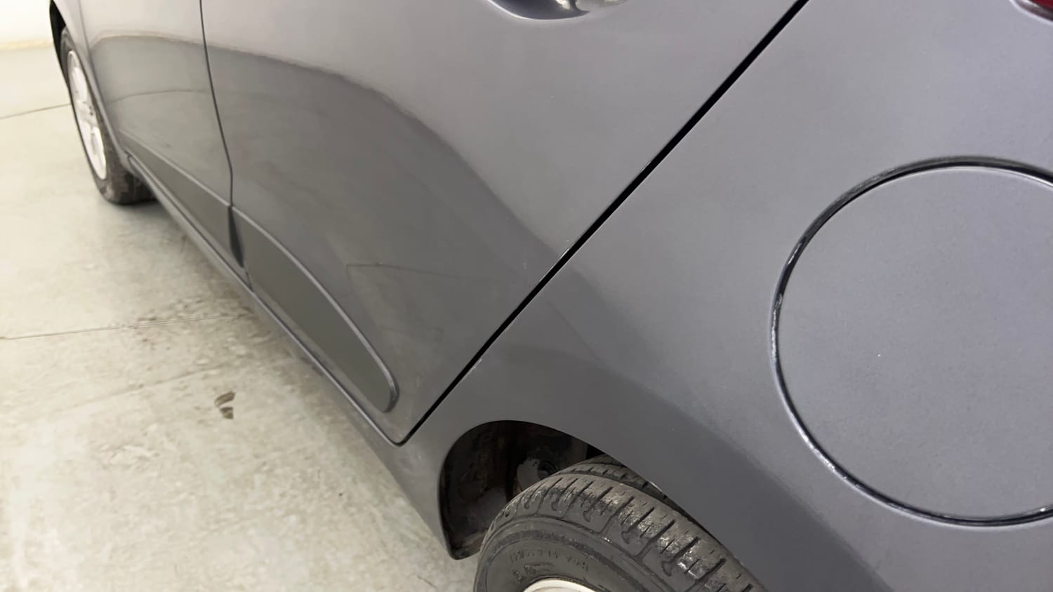 Used 2014 Hyundai Grand i10 Asta AT 1.2 Kappa VTVT Petrol Automatic dents MINOR SCRATCH