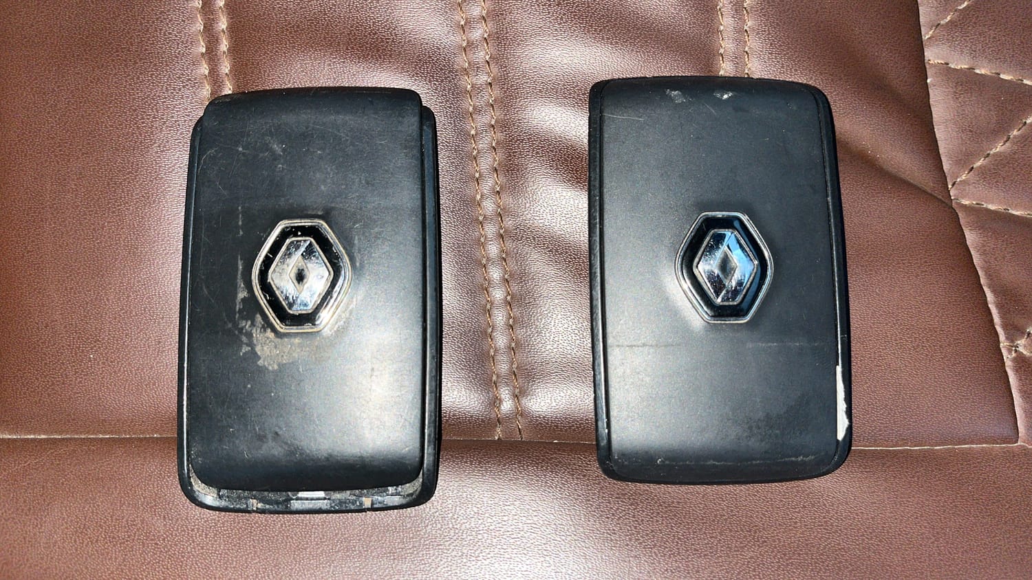 Used 2021 Renault Kiger RXZ 1.0 Turbo MT Petrol Manual extra CAR KEY VIEW