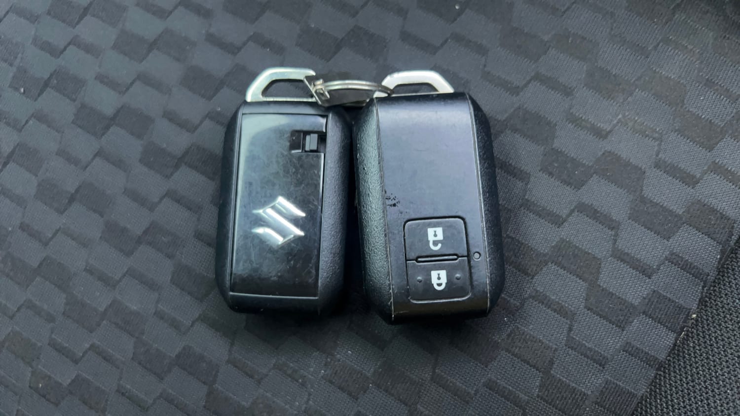 Used 2023 Maruti Suzuki Jimny Alpha AT Petrol Automatic extra CAR KEY VIEW