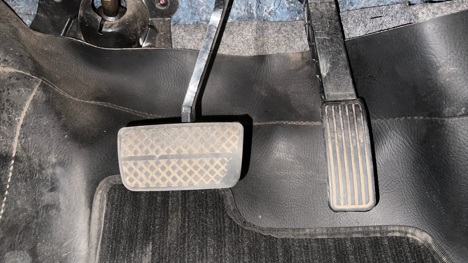 Used 2020 Honda Amaze 1.2 V CVT Petrol Petrol Automatic interior PEDALS VIEW
