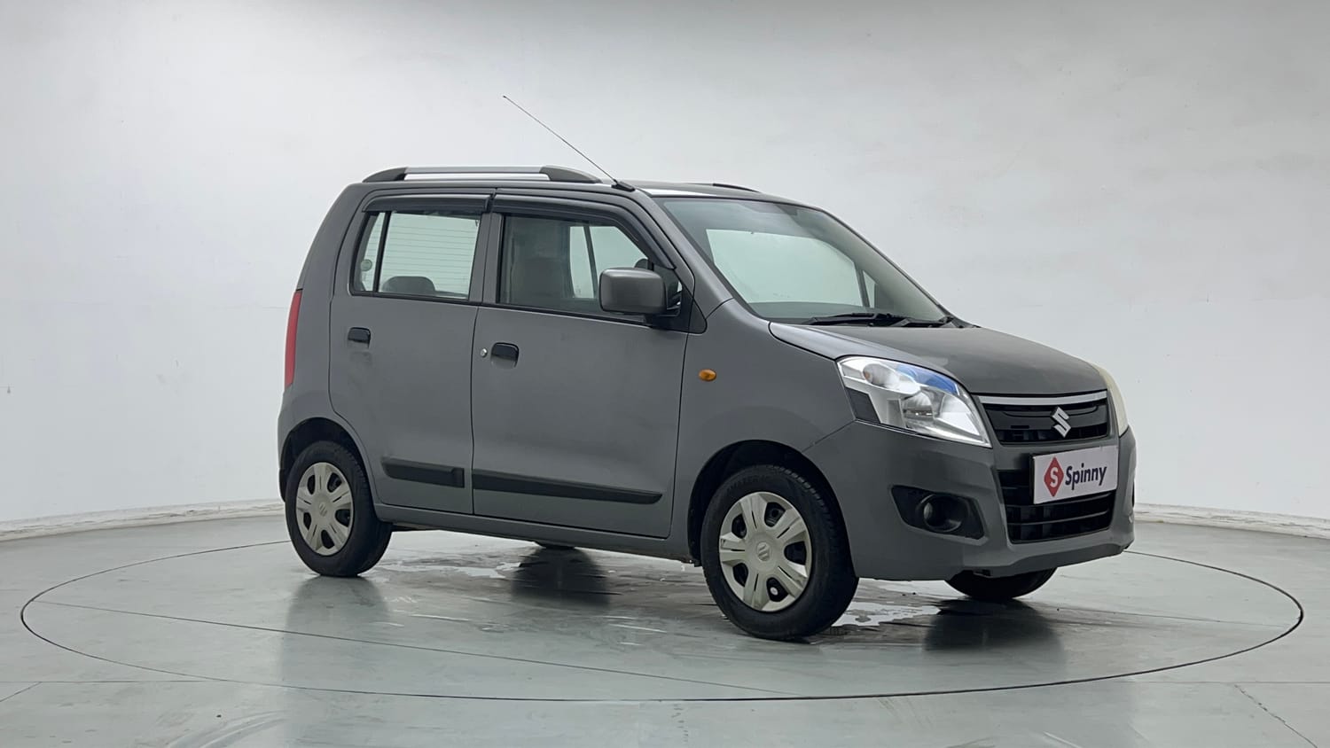 Used 2016 Maruti Suzuki Wagon R VXI Petrol Manual exterior RIGHT FRONT CORNER VIEW