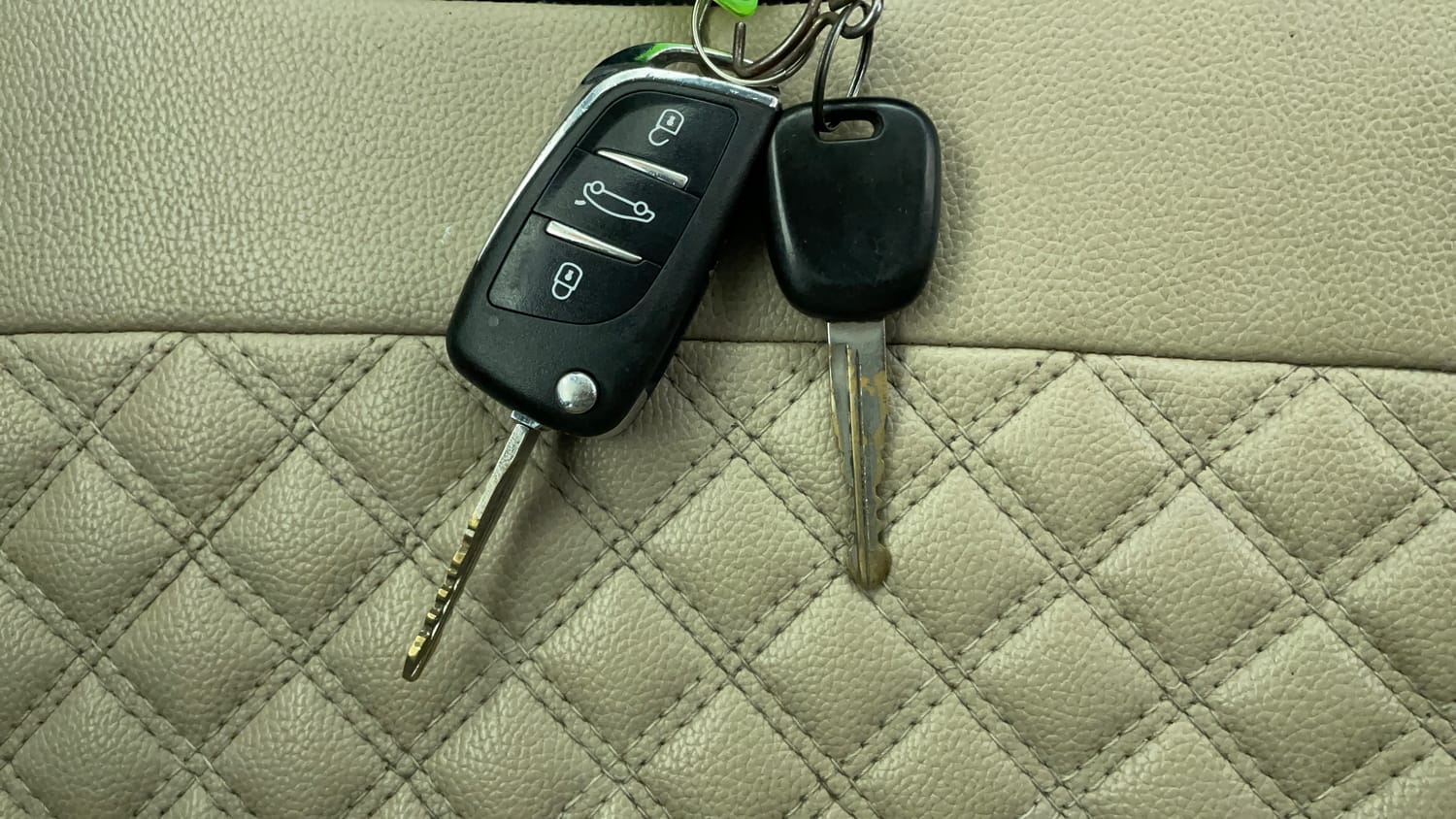 Used 2017 Maruti Suzuki Wagon R LXI CNG Cng Manual extra CAR KEY VIEW