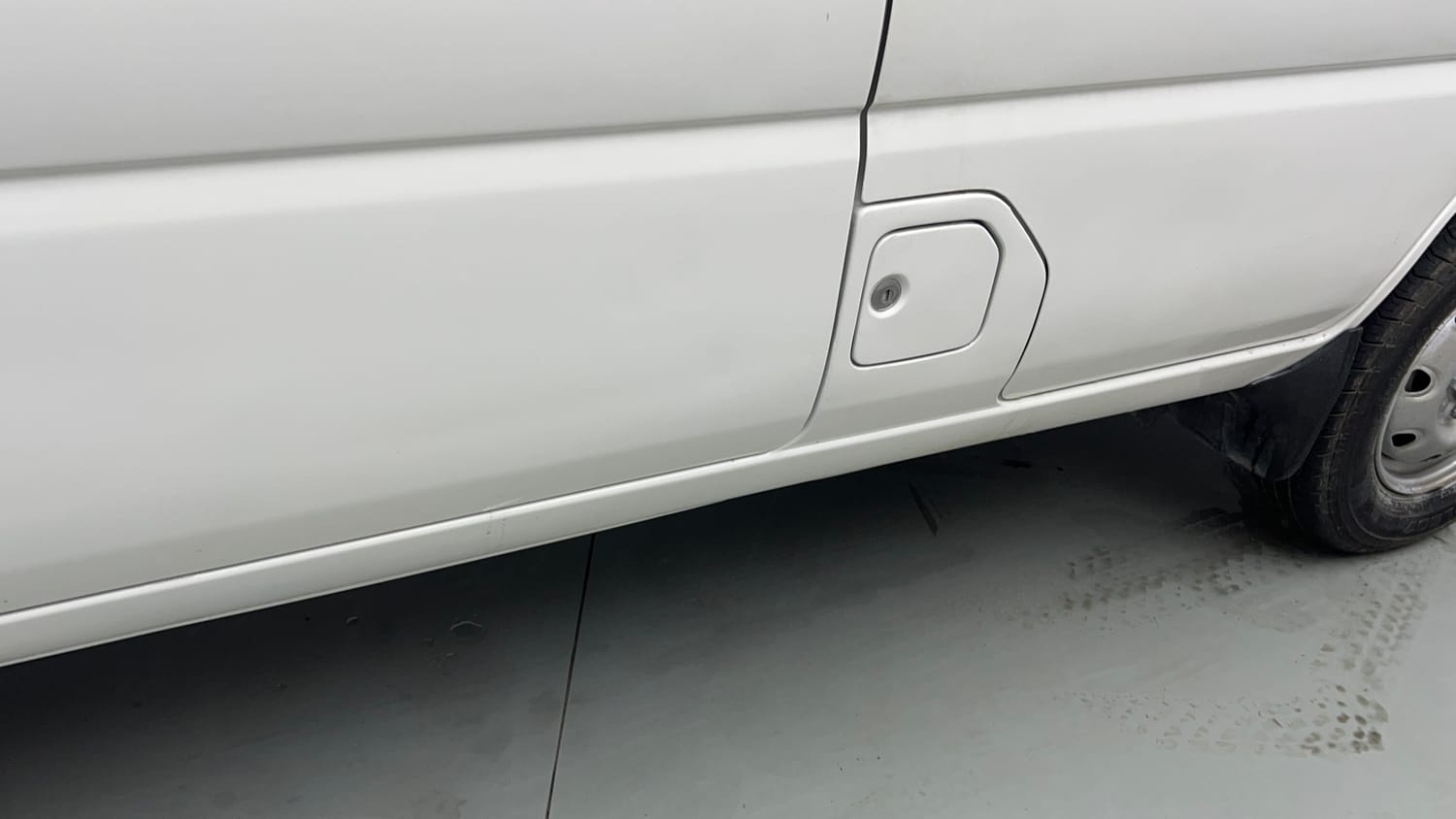 Used 2022 Maruti Suzuki Eeco 5 STR AC (O) Petrol Manual dents MINOR SCRATCH