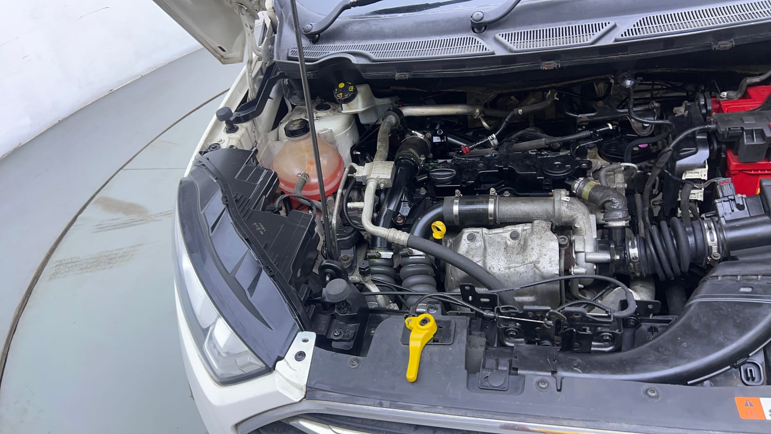 Used 2018 Ford EcoSport Titanium 1.5L TDCi Diesel Manual engine ENGINE RIGHT SIDE VIEW