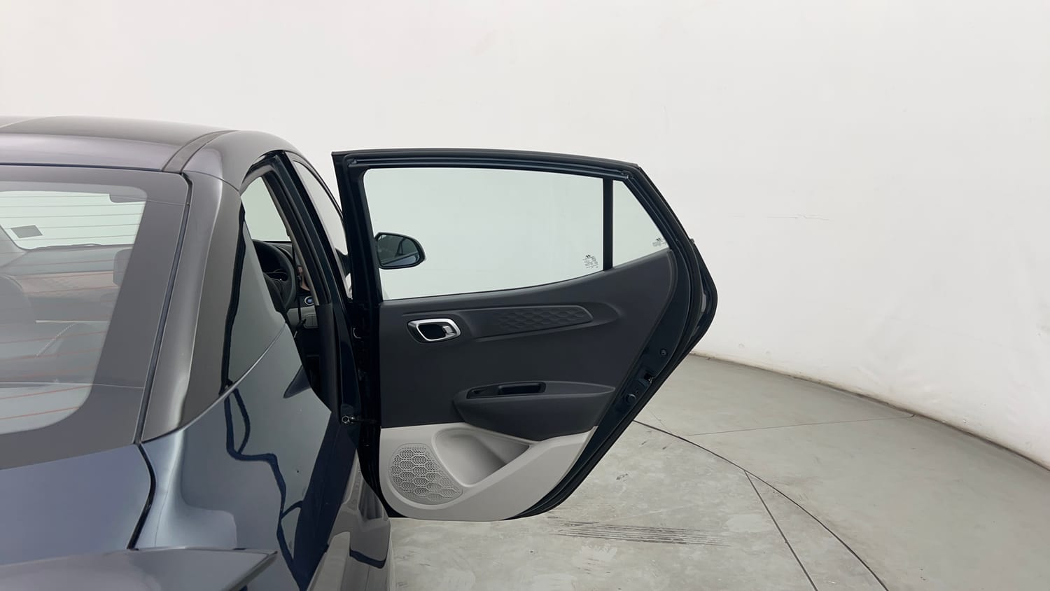 Used 2022 Hyundai Aura SX 1.2 Petrol Petrol Manual interior RIGHT REAR DOOR OPEN VIEW
