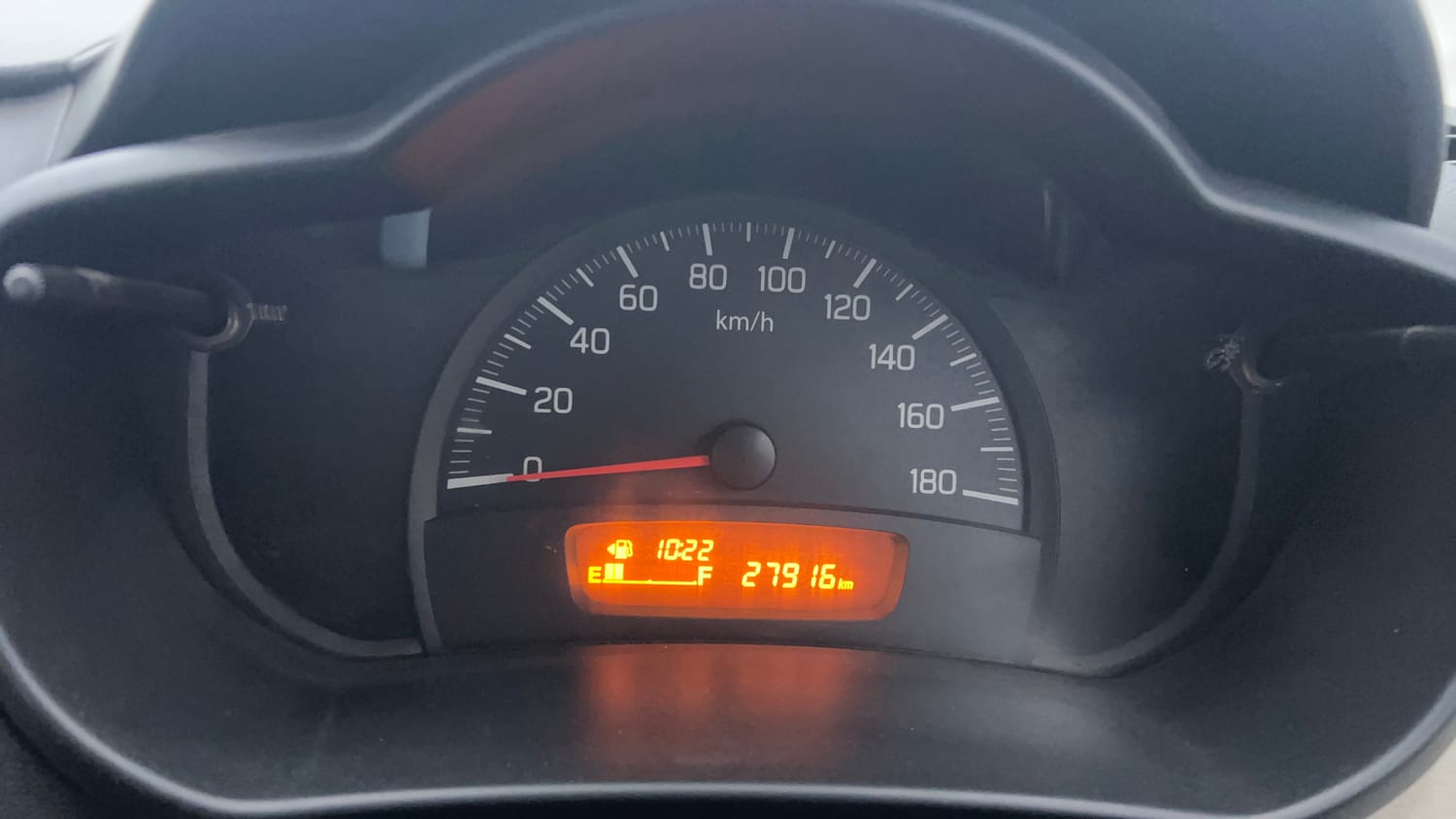 Used 2014 Maruti Suzuki Celerio VXi Petrol Manual interior CLUSTERMETER VIEW