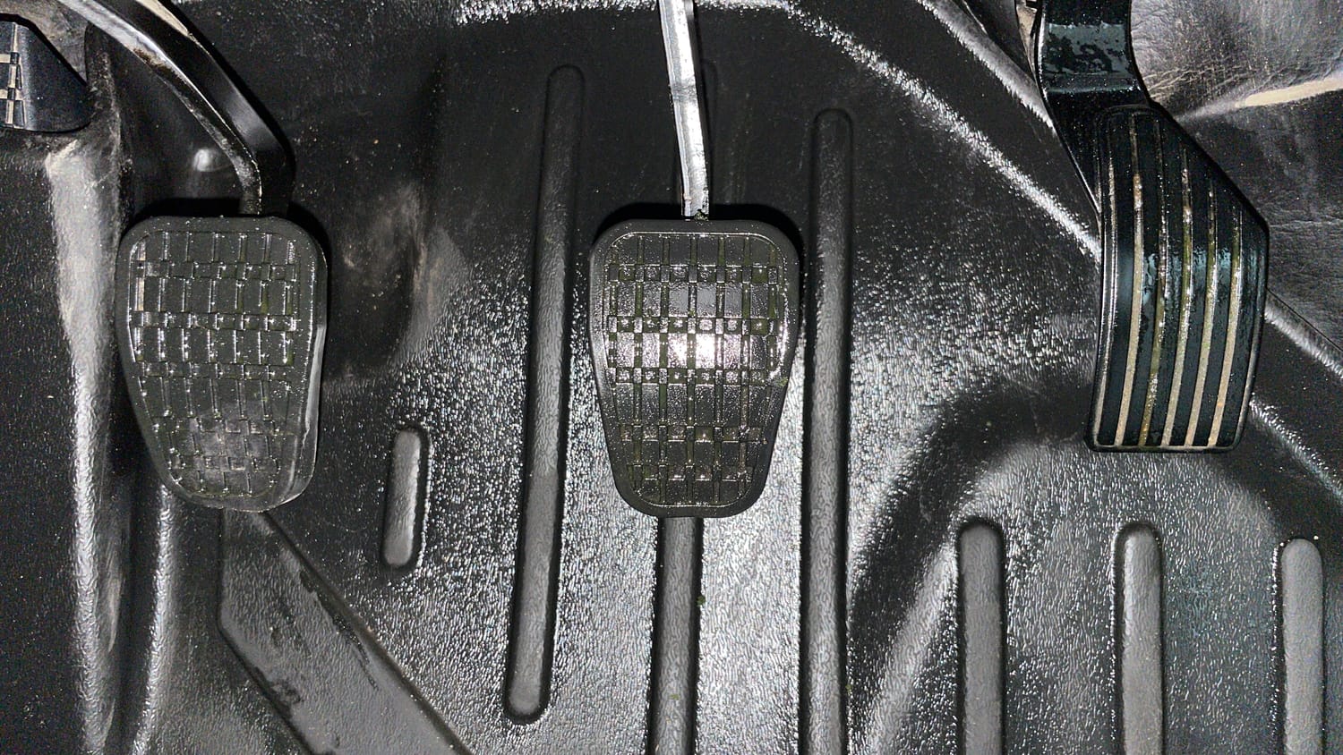 Used 2024 Tata Punch Accomplished MT Petrol Manual interior PEDALS VIEW