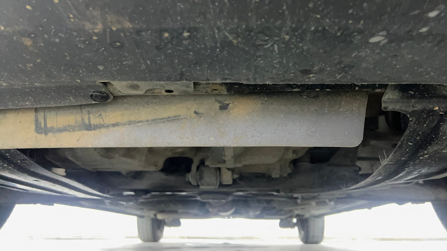 Used 2018 Honda Brio S (O)MT Petrol Manual extra FRONT LEFT UNDERBODY VIEW