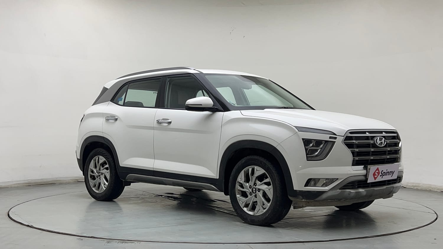 Used 2023 Hyundai Creta SX 1.5 Petrol Petrol Manual exterior RIGHT FRONT CORNER VIEW