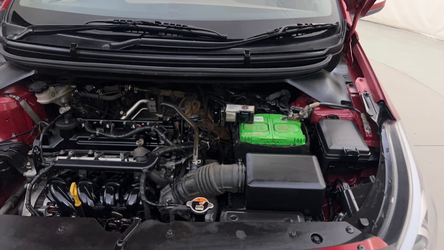 Used 2018 Hyundai Elite i20 Asta 1.2 (O) Petrol Manual engine ENGINE LEFT SIDE HINGE & APRON VIEW