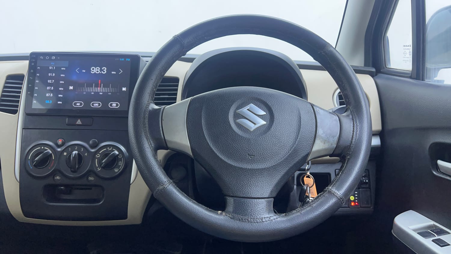 Used 2017 Maruti Suzuki Wagon R LXI CNG Cng Manual interior STEERING VIEW