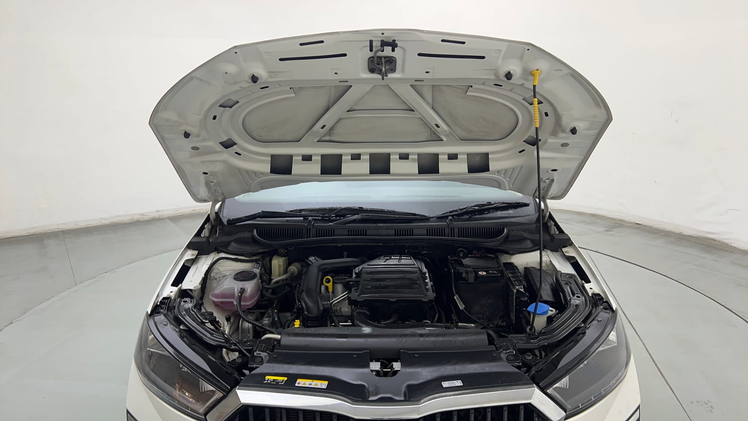 Used 2023 Skoda Slavia Ambition 1.0L TSI MT Petrol Manual engine ENGINE & BONNET OPEN FRONT VIEW