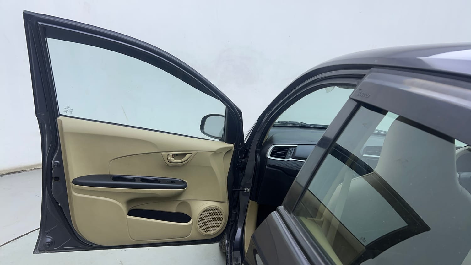 Used 2018 Honda Brio S (O)MT Petrol Manual interior LEFT FRONT DOOR OPEN VIEW