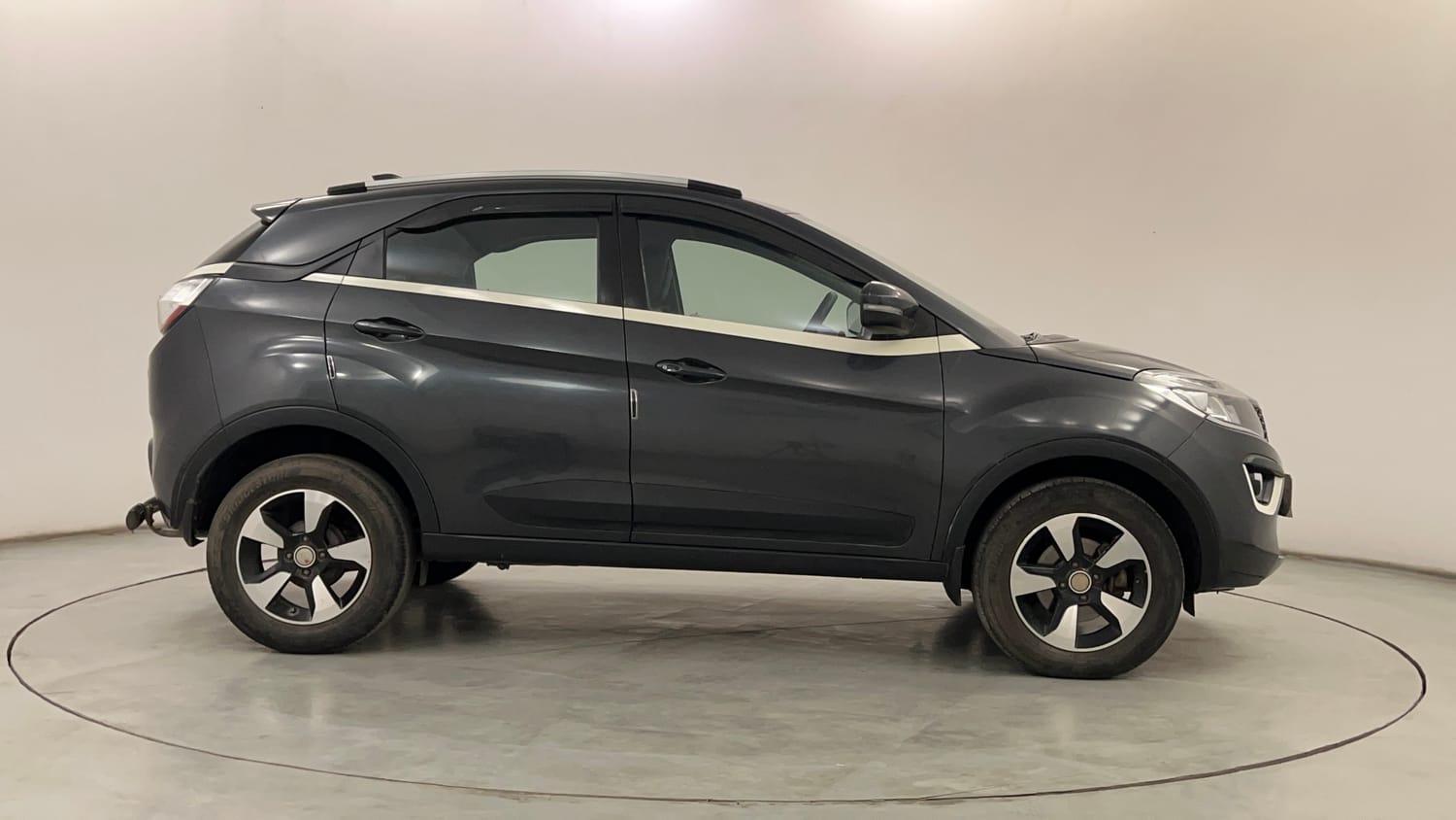 Used 2019 Tata Nexon XZA Plus Diesel Diesel Automatic exterior RIGHT SIDE VIEW