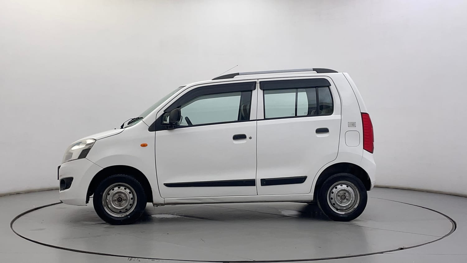 Used 2017 Maruti Suzuki Wagon R LXI CNG Cng Manual exterior LEFT SIDE VIEW