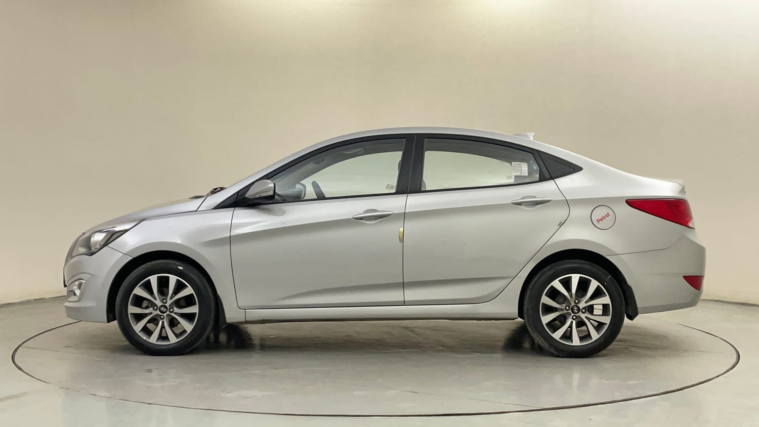 Used 2016 Hyundai Fluidic Verna 4S 1.6 VTVT SX Petrol Manual exterior LEFT SIDE VIEW