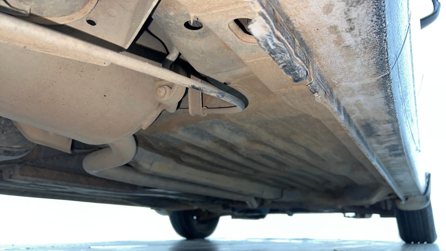 Used 2022 Honda Amaze S MT 1.2 Petrol Petrol Manual extra REAR RIGHT UNDERBODY VIEW