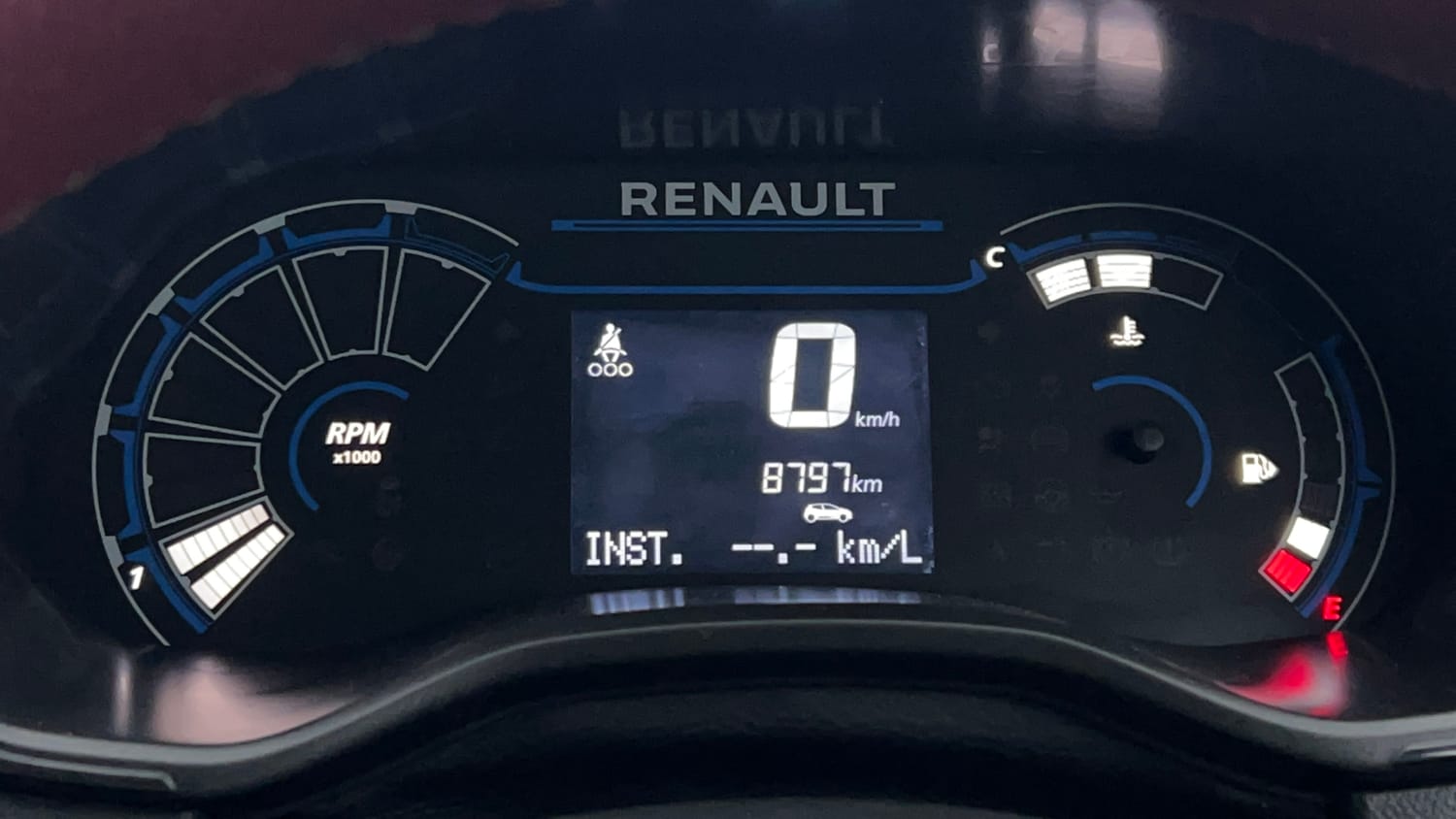 Used 2024 Renault Kiger RXL Petrol Manual interior CLUSTERMETER VIEW