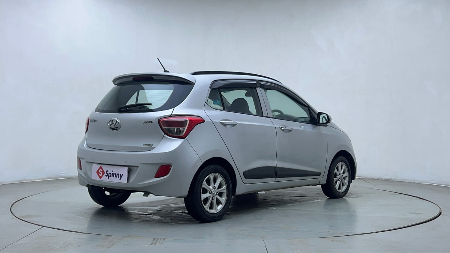 Used 2014 Hyundai Grand i10 Asta AT 1.2 Kappa VTVT Petrol Automatic exterior RIGHT REAR CORNER VIEW