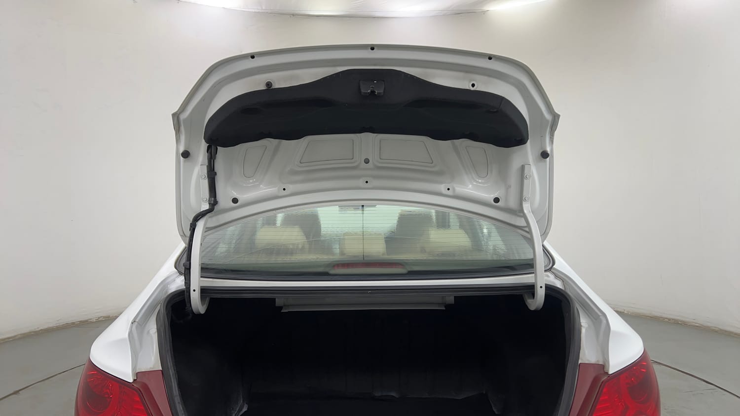 Used 2013 Hyundai Verna Fluidic 1.6 VTVT SX Opt Petrol Manual interior DICKY DOOR OPEN VIEW