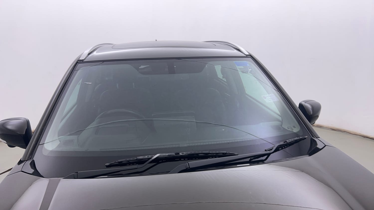 Used 2024 Toyota Urban Cruiser Hyryder V Hybrid Hybrid Automatic exterior FRONT WINDSHIELD VIEW
