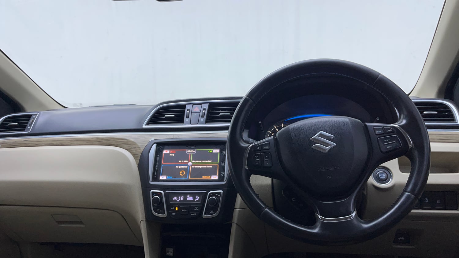 Used 2019 Maruti Suzuki Ciaz Alpha Hybrid 1.5 Petrol Manual interior DASHBOARD VIEW