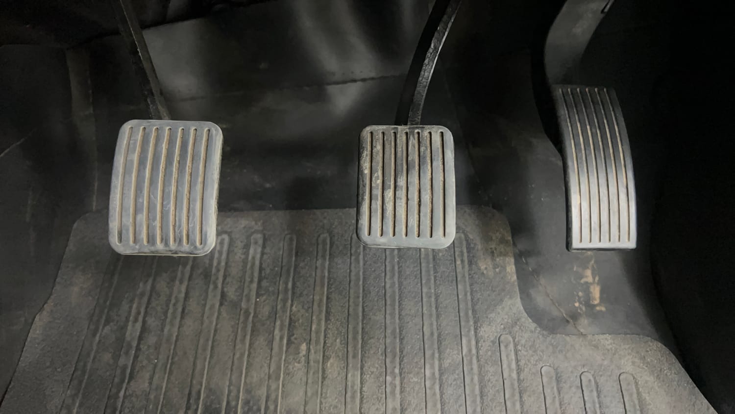 Used 2018 Hyundai Grand i10 Sportz 1.2 Kappa VTVT Petrol Manual interior PEDALS VIEW