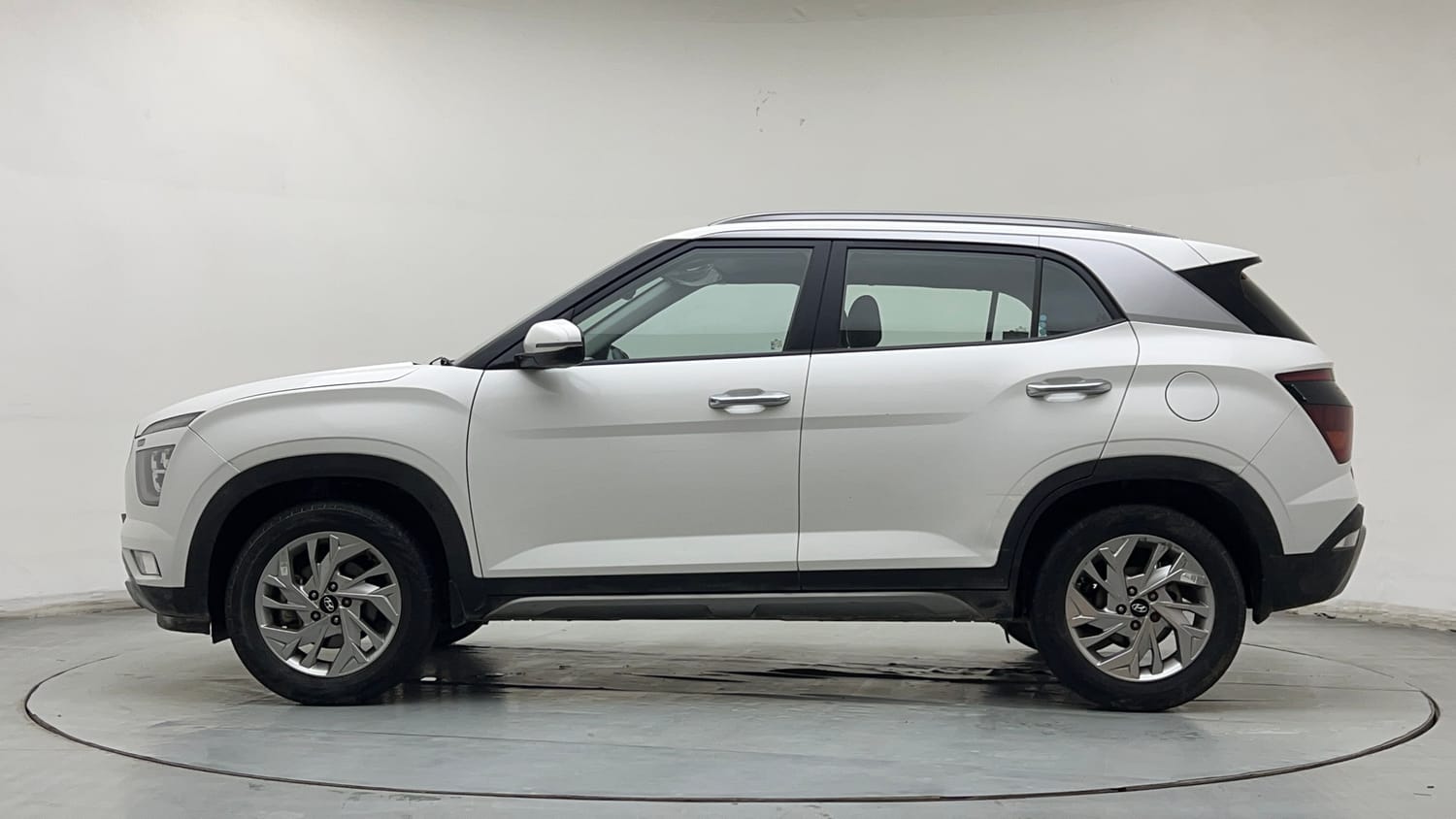 Used 2023 Hyundai Creta SX 1.5 Petrol Petrol Manual exterior LEFT SIDE VIEW