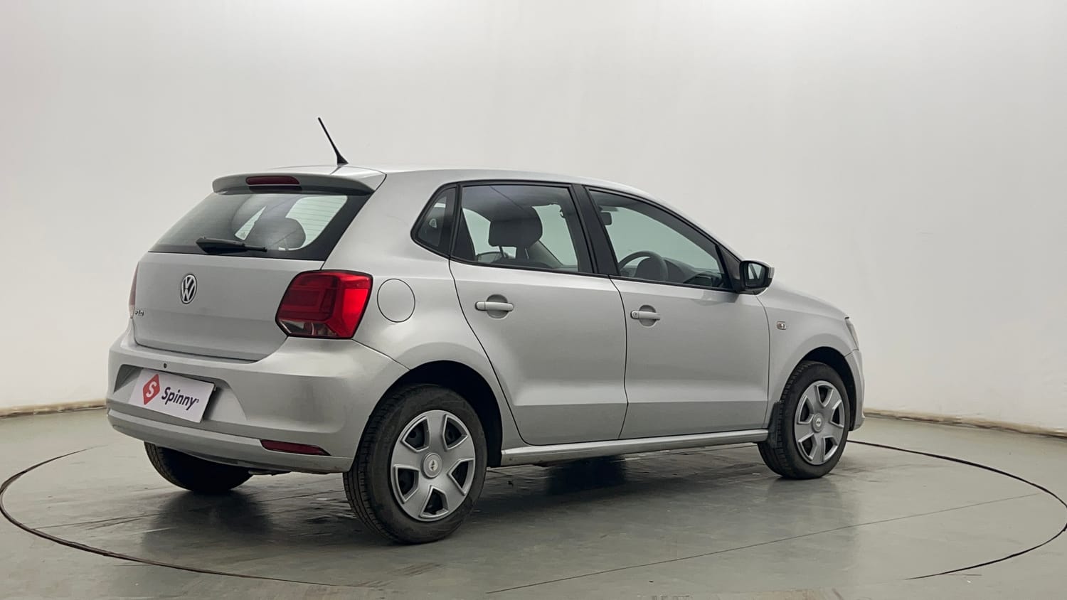 Used 2015 Volkswagen Polo Comfortline 1.2L (P) Petrol Manual exterior RIGHT REAR CORNER VIEW