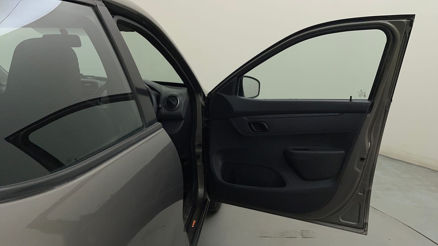 Used 2016 Renault Kwid RXT Petrol Manual interior RIGHT FRONT DOOR OPEN VIEW