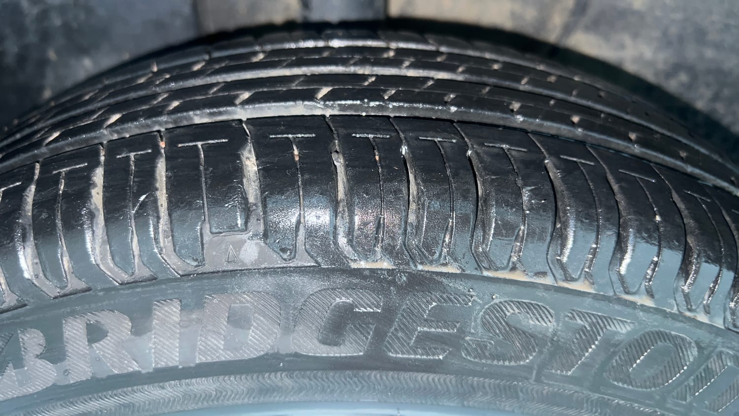 Used 2021 Tata Altroz XM Petrol Petrol Manual tyres RIGHT REAR TYRE TREAD VIEW