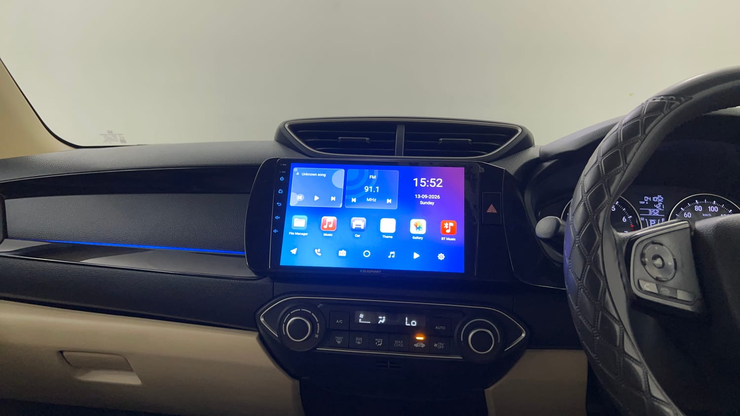 Used 2020 Honda Amaze 1.2 V CVT Petrol Petrol Automatic interior MUSIC SYSTEM & AC CONTROL VIEW