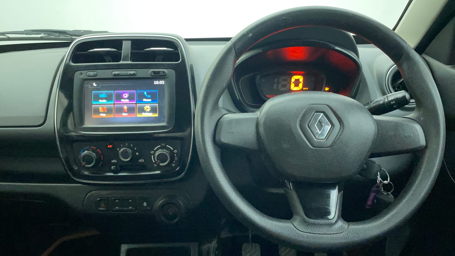 Used 2017 Renault Kwid 1.0 RXT Petrol Manual interior STEERING VIEW