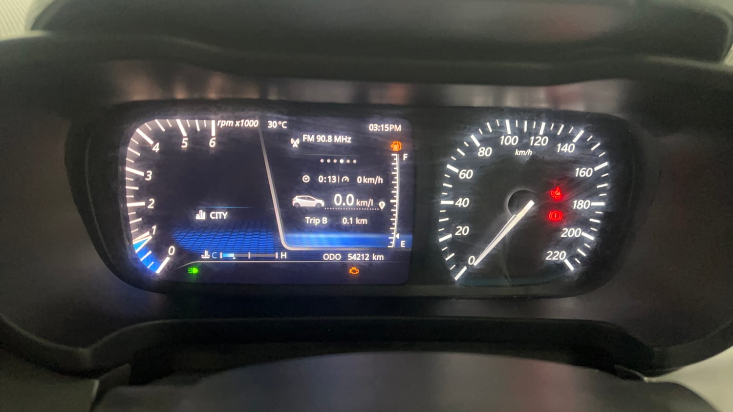 Used 2022 Tata Altroz XZ Plus Diesel Diesel Manual interior CLUSTERMETER VIEW