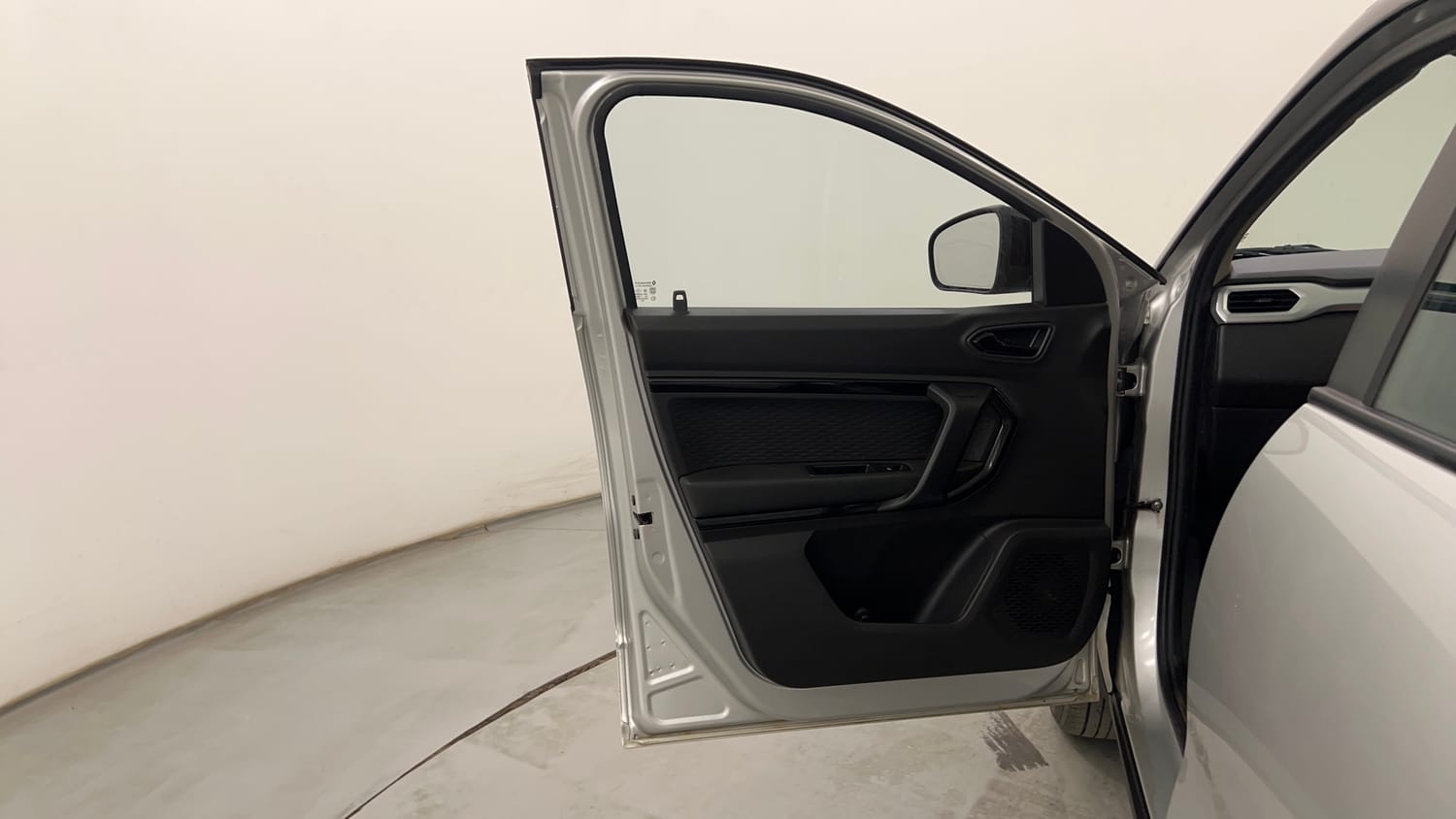 Used 2024 Renault Kiger RXZ Turbo CVT Dual Tone Petrol Automatic interior LEFT FRONT DOOR OPEN VIEW