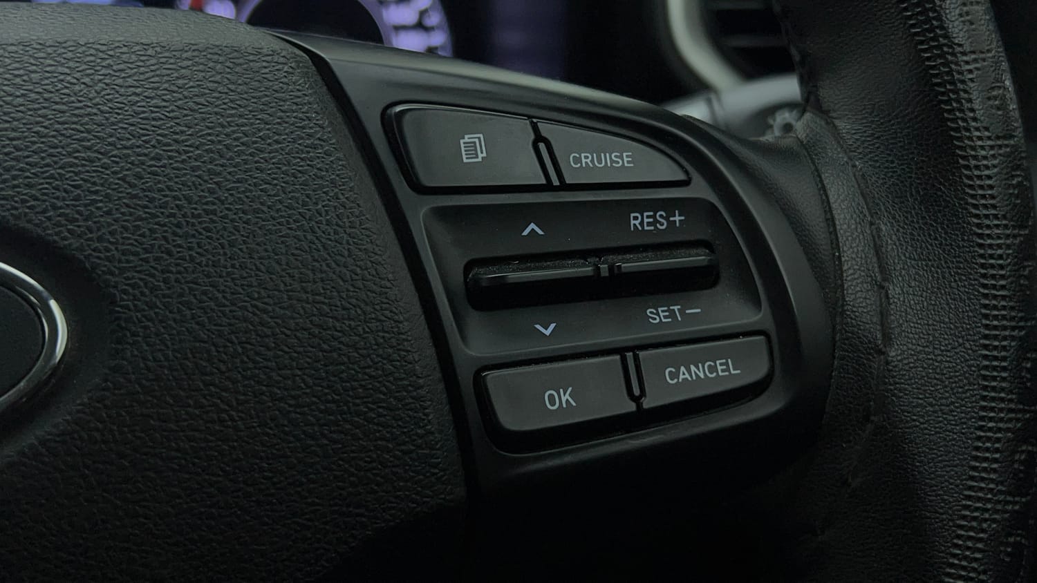 Used 2020 Hyundai Venue SX Plus 1.0 Turbo DCT Petrol Automatic top_features Cruise control
