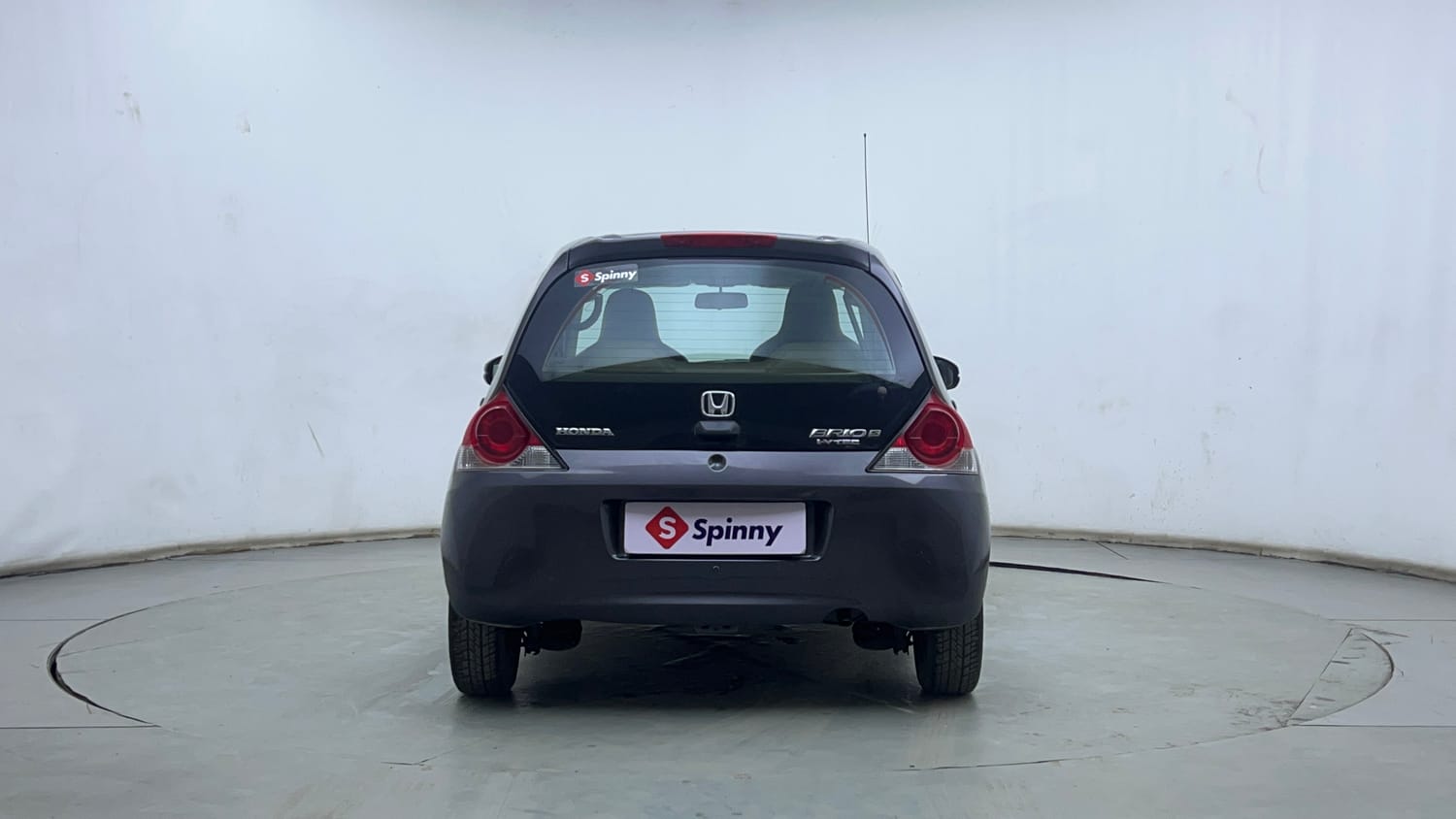 Used 2018 Honda Brio S (O)MT Petrol Manual exterior BACK VIEW