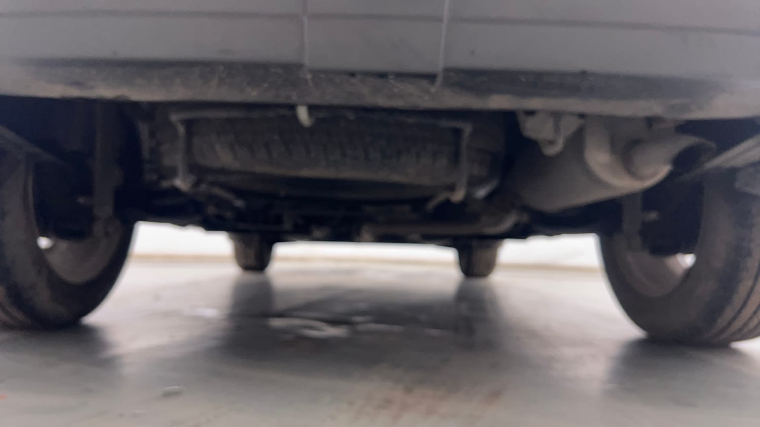 Used 2024 Toyota Urban Cruiser Hyryder V Hybrid Hybrid Automatic extra REAR UNDERBODY VIEW (TAKEN FROM REAR)