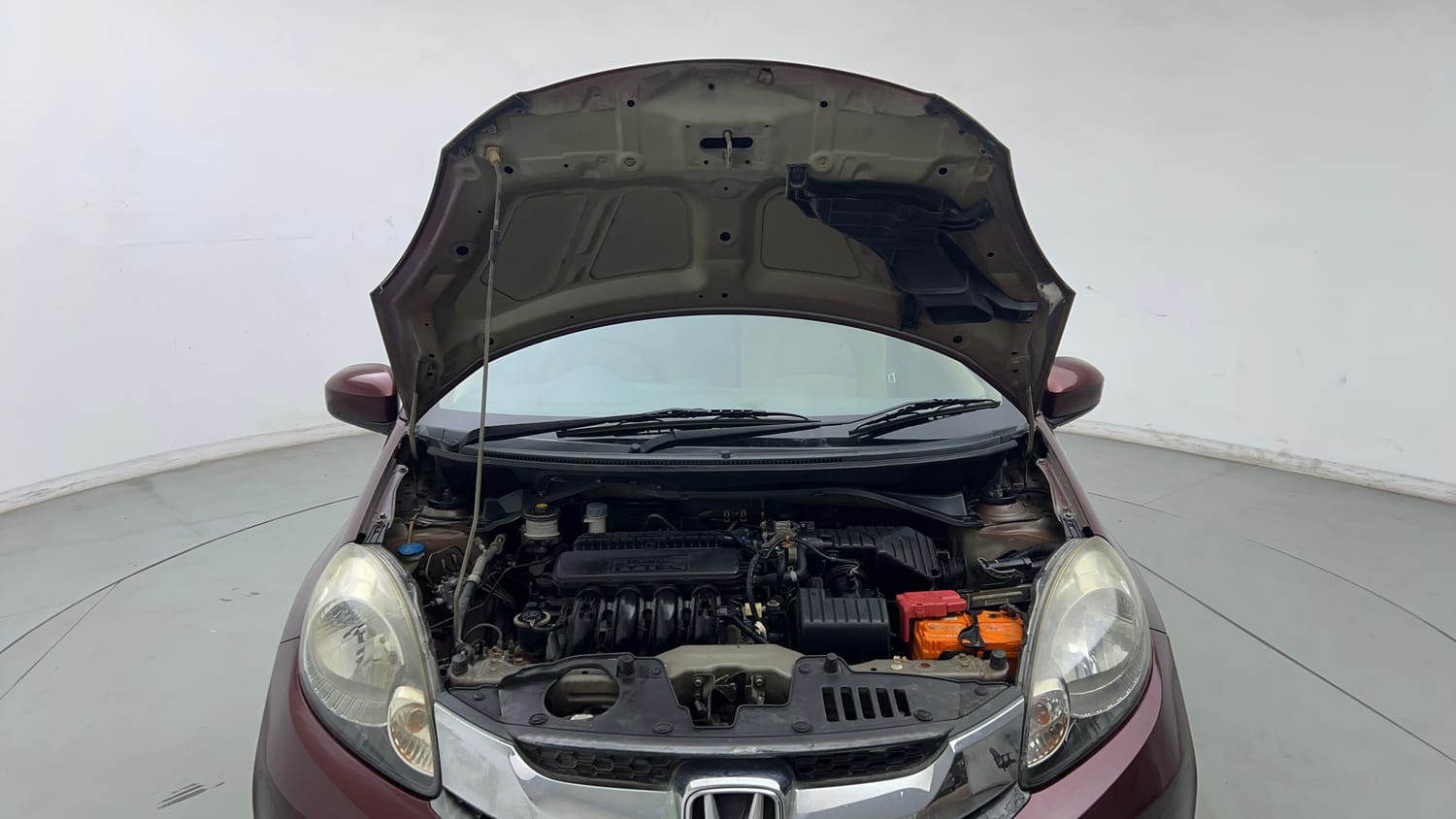 Used 2014 Honda Mobilio S Petrol Petrol Manual engine ENGINE & BONNET OPEN FRONT VIEW