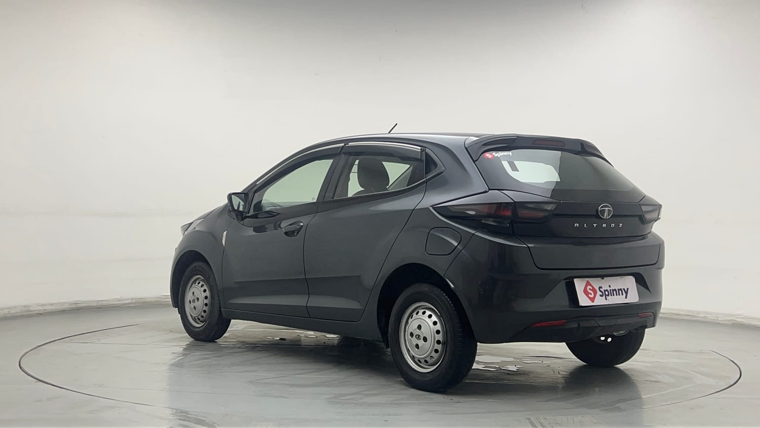 Used 2021 Tata Altroz XM Petrol Petrol Manual exterior LEFT REAR CORNER VIEW