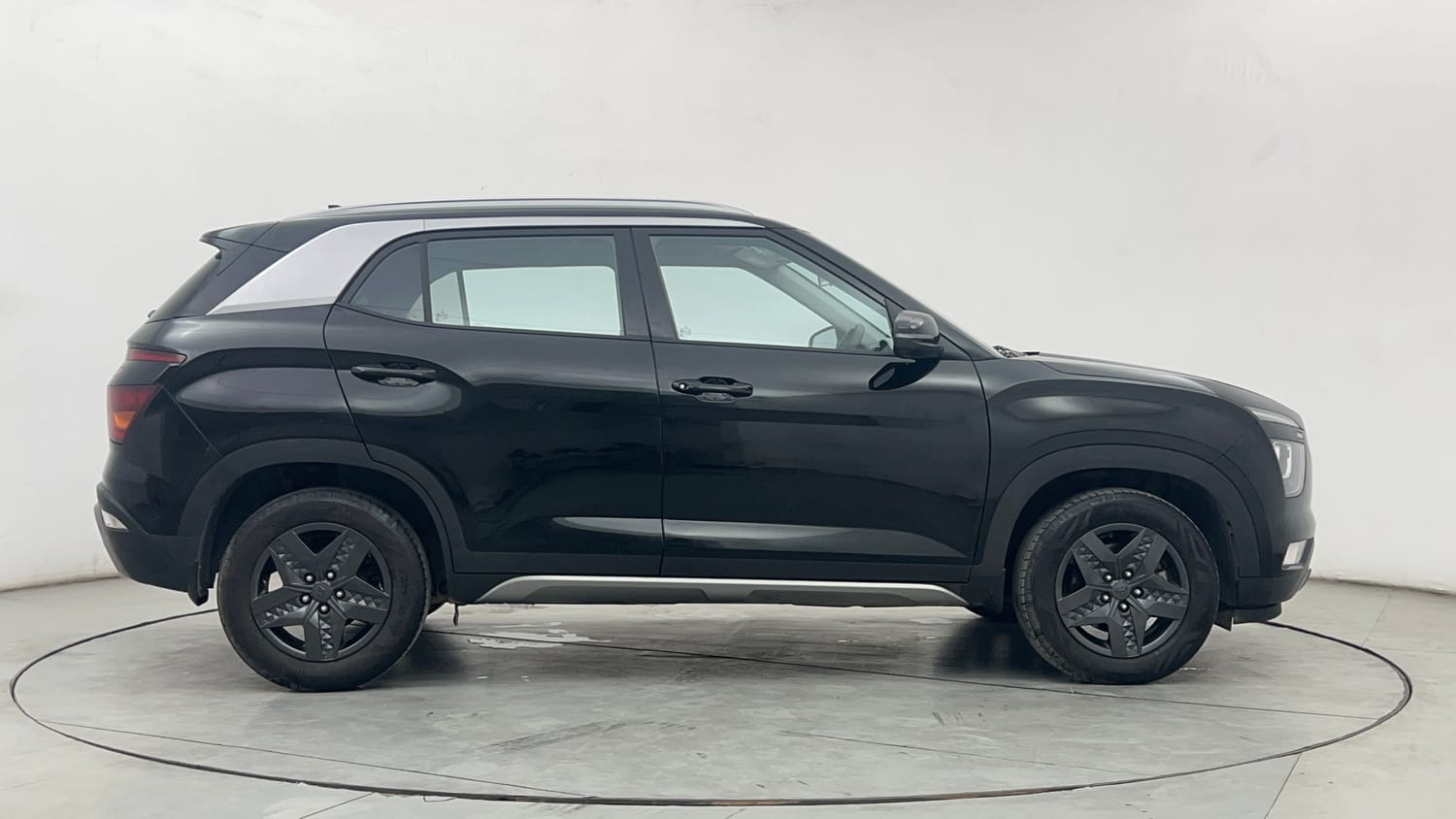 Used 2022 Hyundai Creta S 1.5 Diesel Diesel Manual exterior RIGHT SIDE VIEW