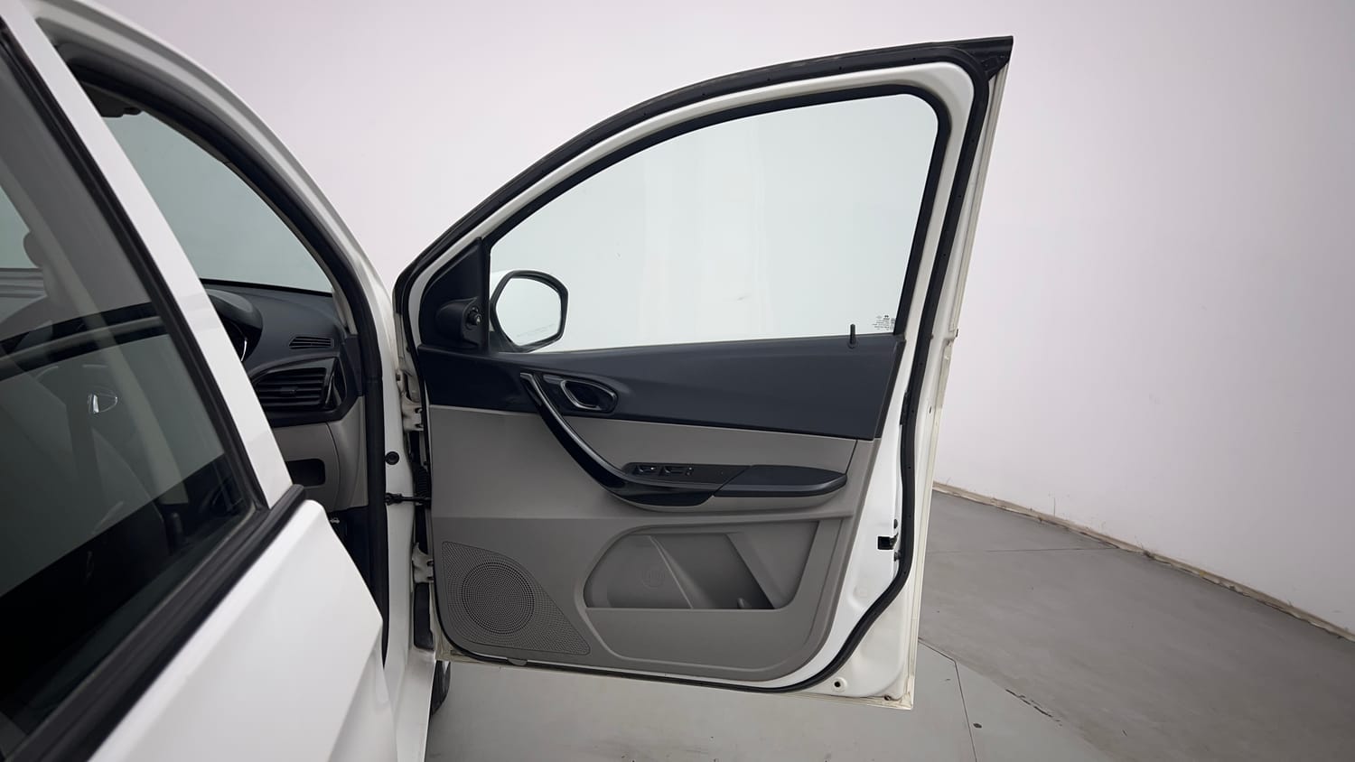 Used 2019 Tata Tiago Revotron XT Petrol Manual interior RIGHT FRONT DOOR OPEN VIEW