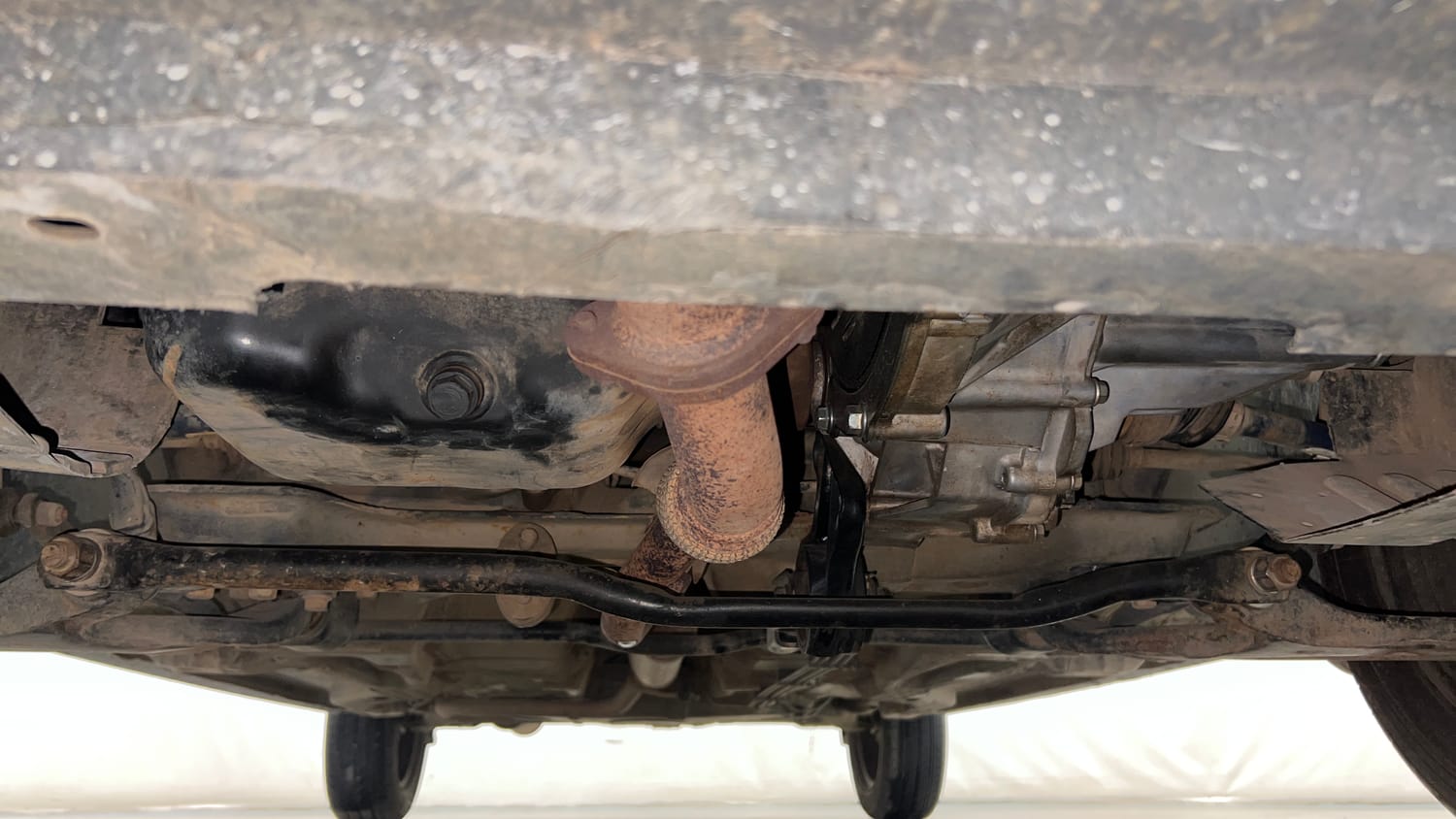 Used 2021 Tata Tiago XT Petrol Manual extra FRONT LEFT UNDERBODY VIEW