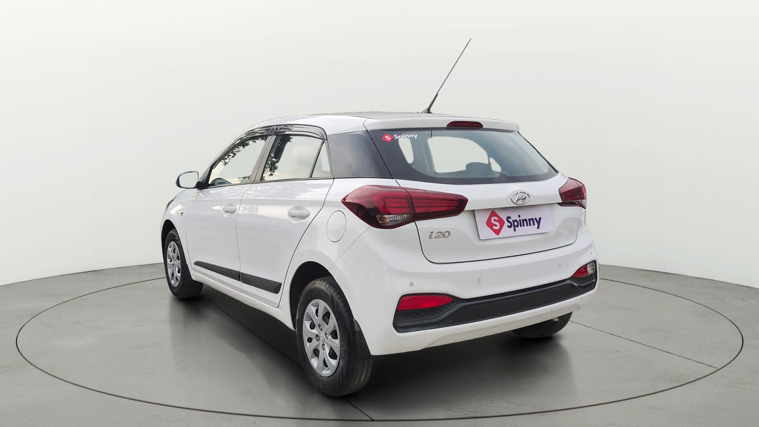 Used 2019 Hyundai Elite i20 Magna Plus 1.2 Petrol Manual exterior LEFT REAR CORNER VIEW